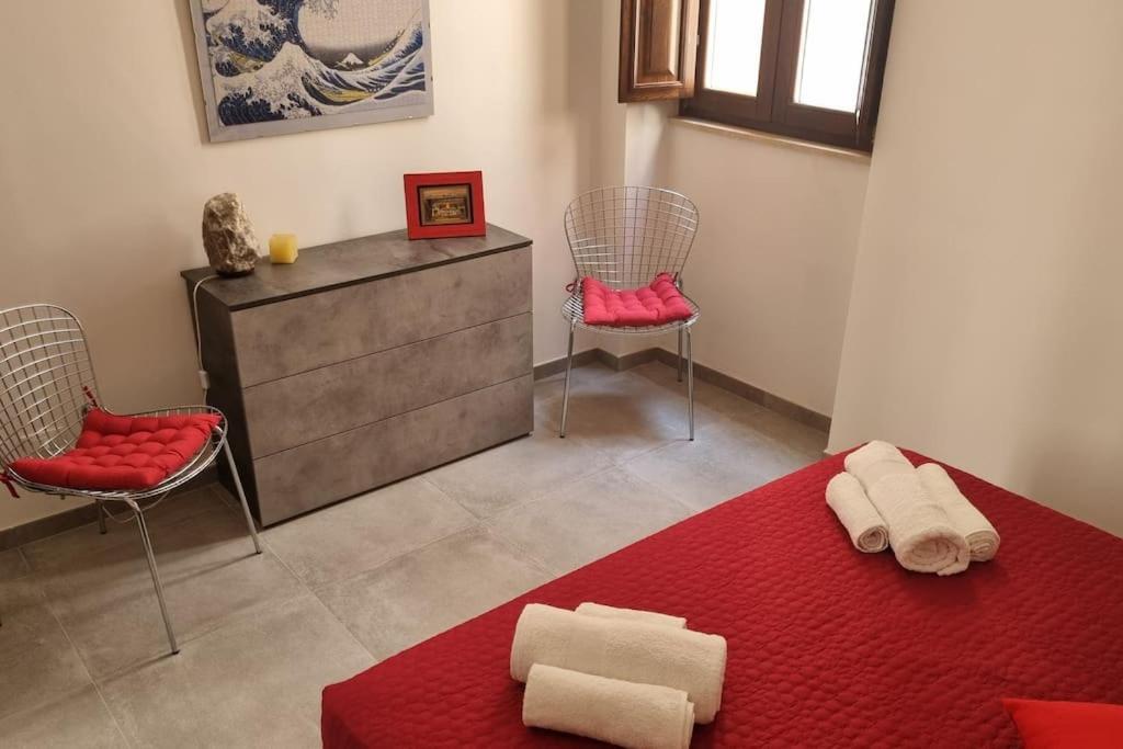 Casa Castello 63 Guest House ลาควิลา ภายนอก รูปภาพ