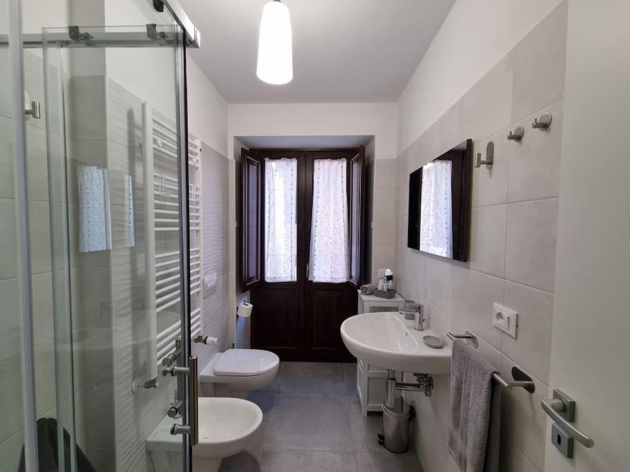 Casa Castello 63 Guest House ลาควิลา ภายนอก รูปภาพ